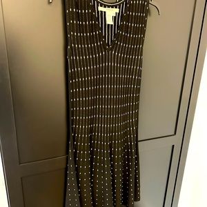 Studio M knit dress pristine condition skater style skirt